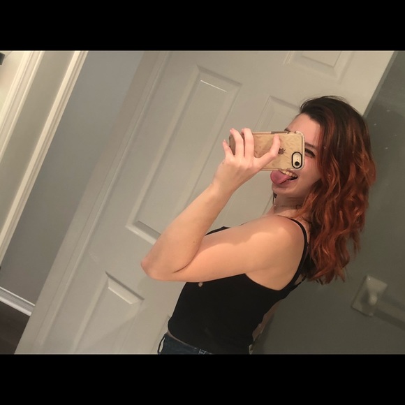 Meet your Posher, Rebecca - Picture 1 of 1